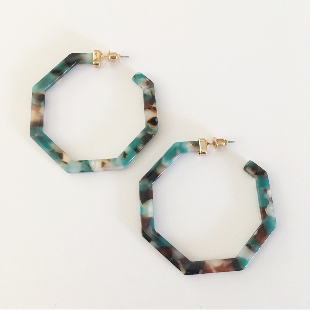 Blue Tan White Geometric Acrylic Hoop Earrings - Picture 3 of 5